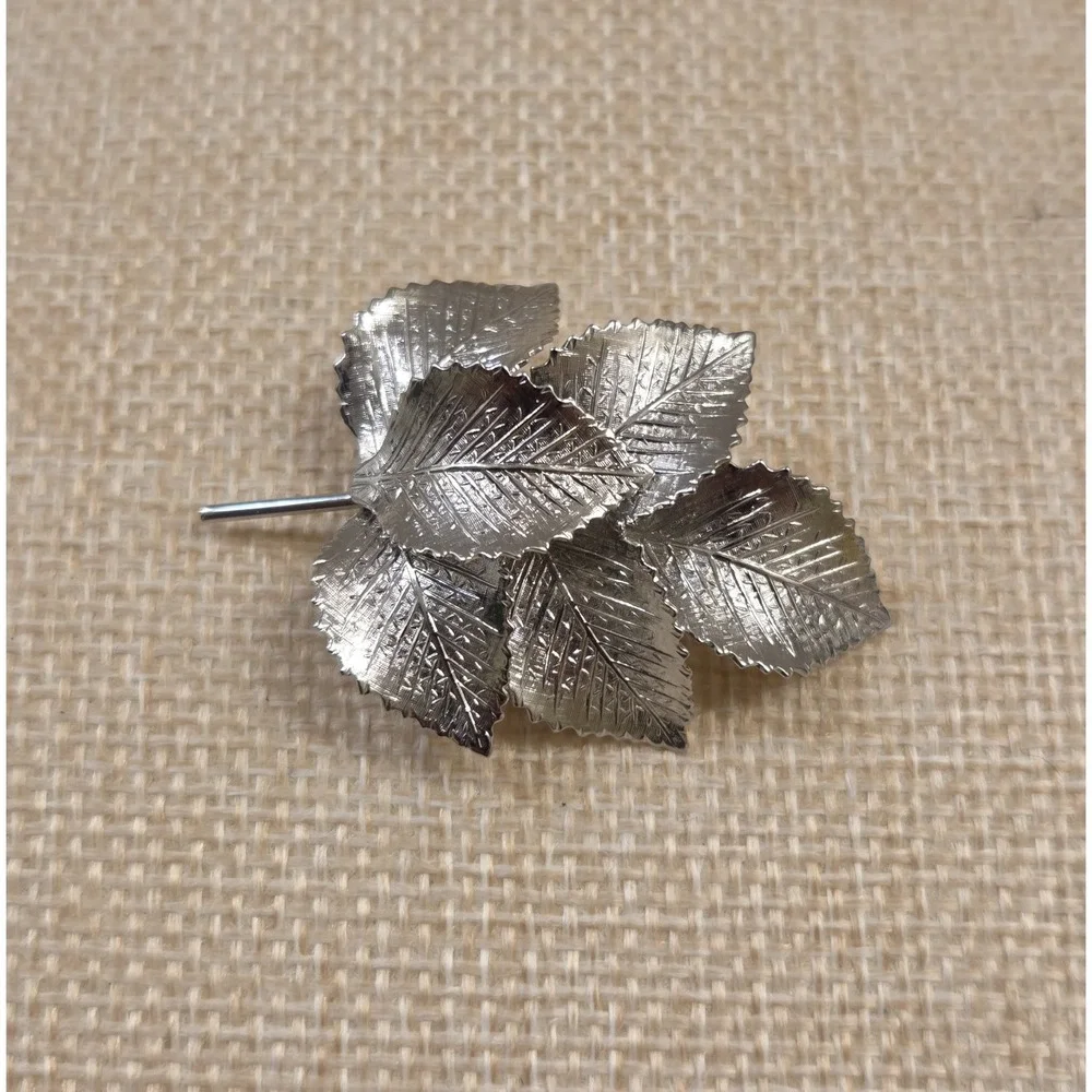 Elegant‎ Vintage Leaves Brooch Signed Sterling AG